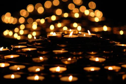 kata2bijak's tweet photo. Ribuan lilin dpt dinyalakan dari satu lilin dan nyalanya tdk akan berkurang. Begitu pun kebahagiaan tidak akan pernah berkurang walau dibagi https://t.co/rEkl2ZODrc