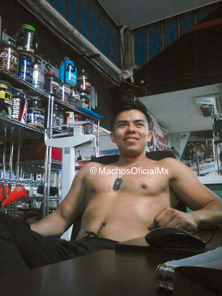 ᴰᵃᵛ!ᵈ on X: #EnTwBusco mayates activos, yo siempre disponible 😘😏❤  t.coNNXreylGR5  X