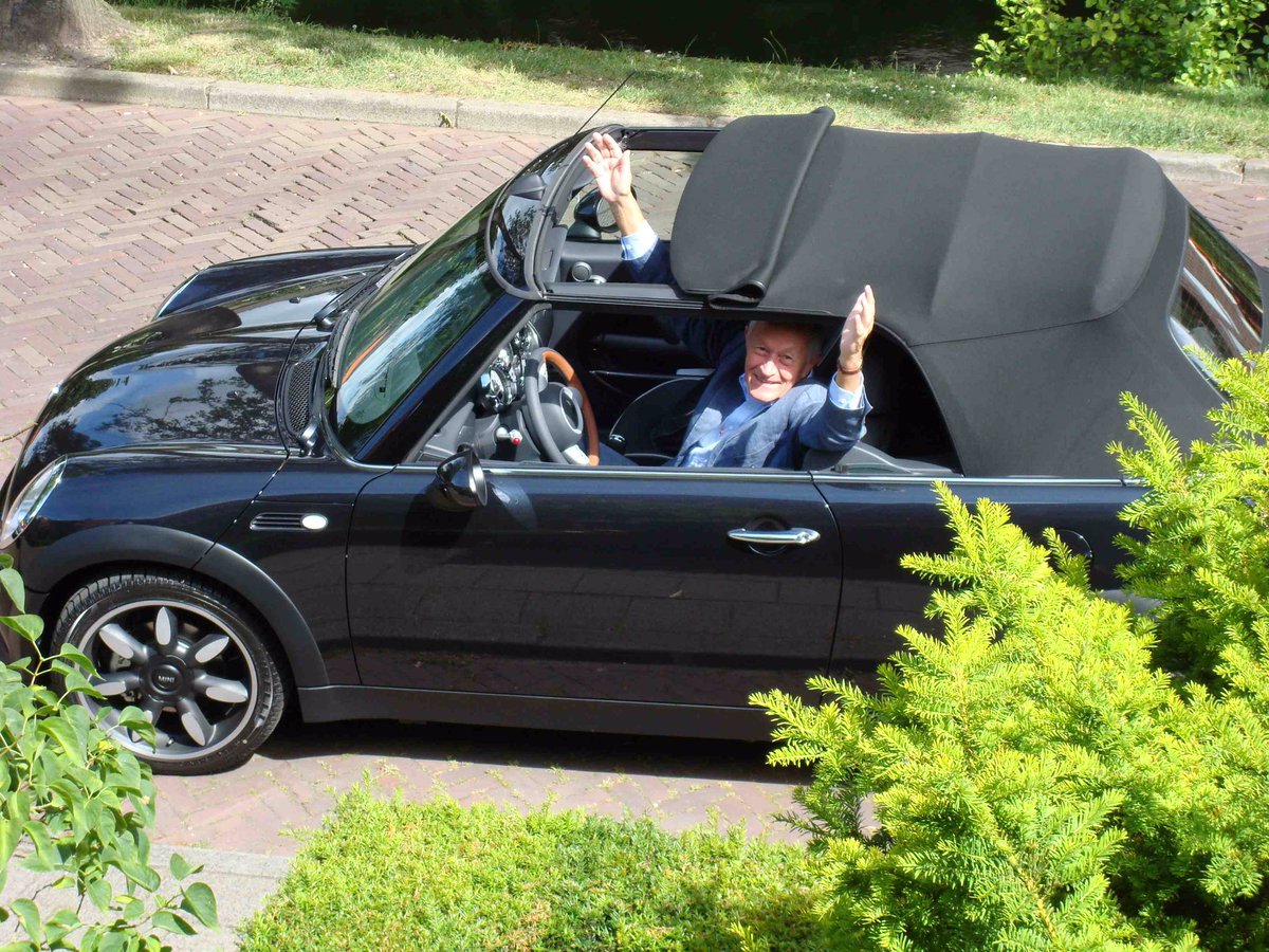 MarcS_NBA's tweet image. Today is a day to remember #PetervanLindonk, fouder of @PINCConferences and a great friend. Miss you, Peter.