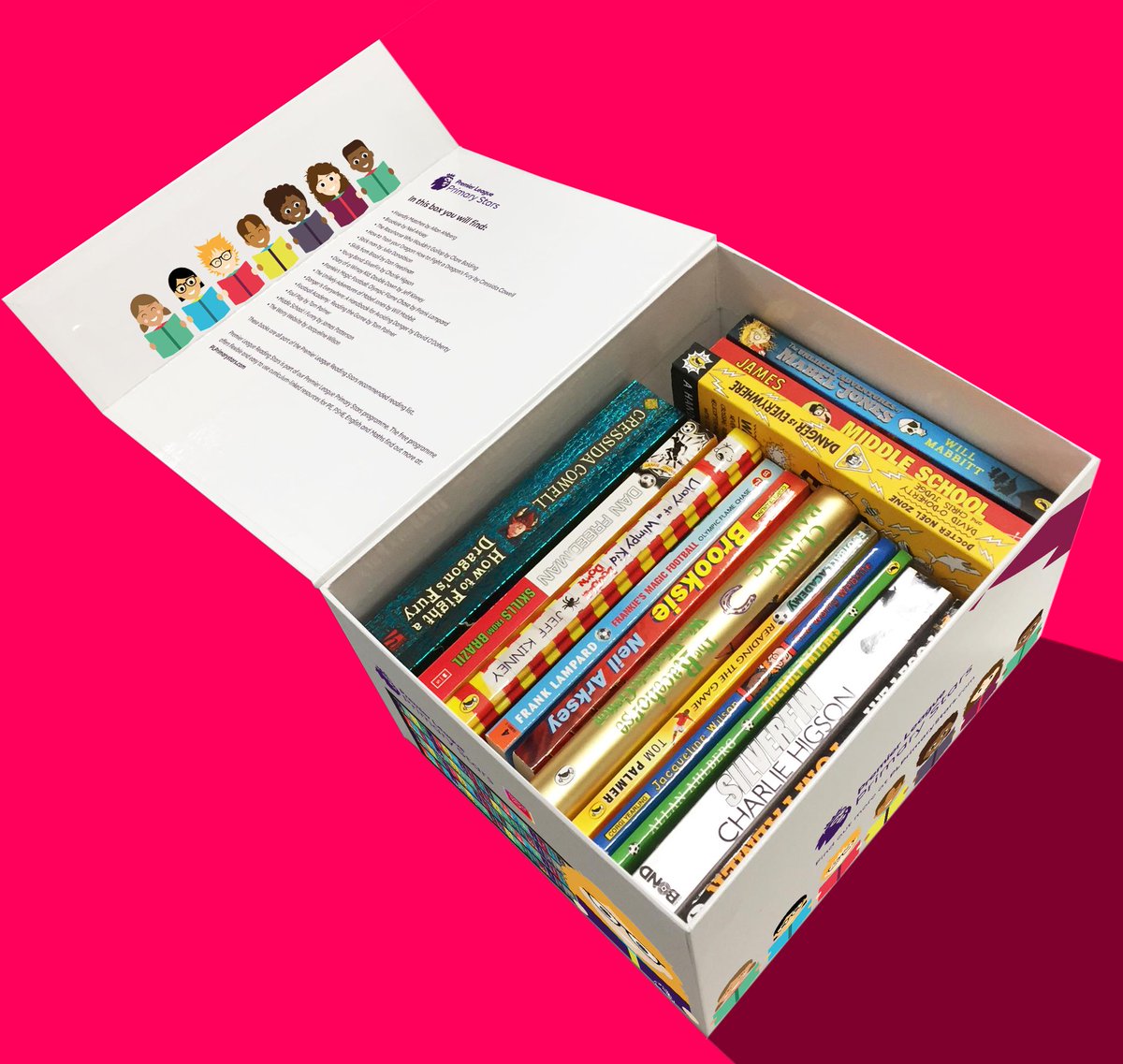 PLCommunities's tweet photo. On #WorldBookDay20, @premierleague announces exciting book box initiative for #PLPrimaryStars 📚

Full story: https://t.co/8T7SJdzRMO https://t.co/vnnBJQQtyX