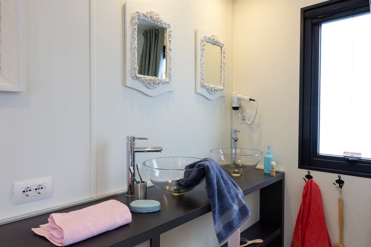 SelectcampIT's tweet image. L'intimità di una suite d'albergo, in un esclusivo alloggio glamping! La caratteristica Cubesuite di @SelectcampIT!
selectcamp.it/strutture/cube…