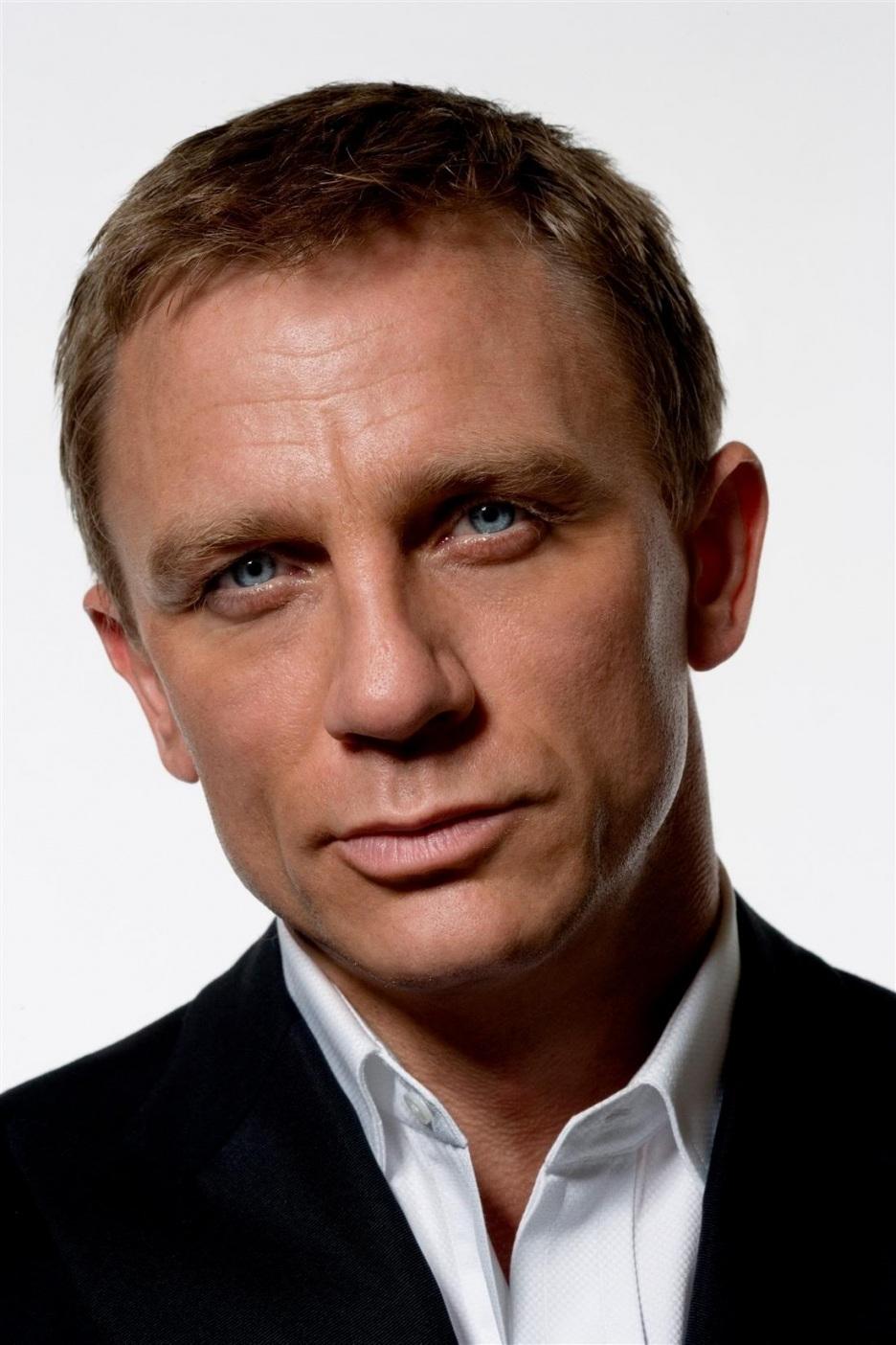 Happy Birthday Daniel Craig 