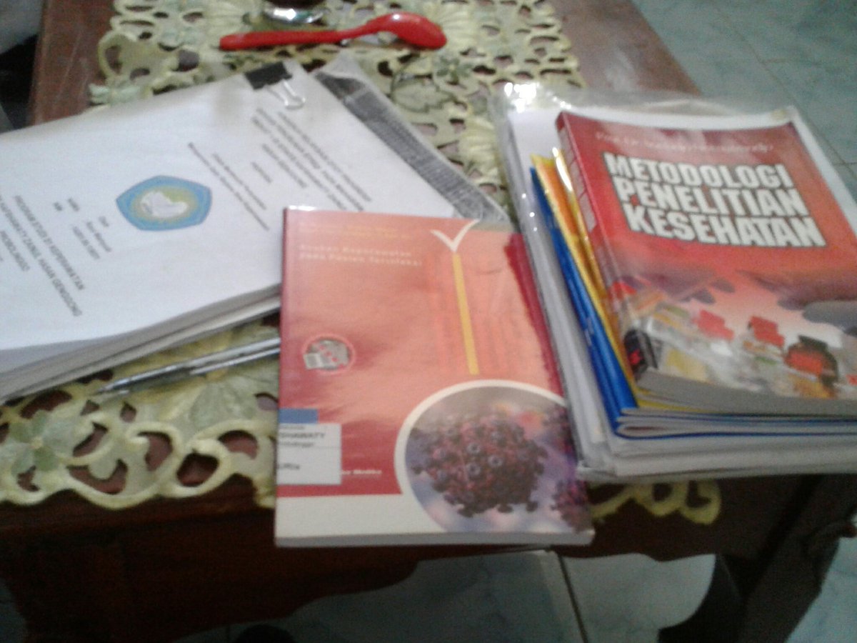 Kholil_14's tweet photo. Semester Akhir pasti berakhir. . . Bismillah... Barokah ... https://t.co/aN78fLdicV