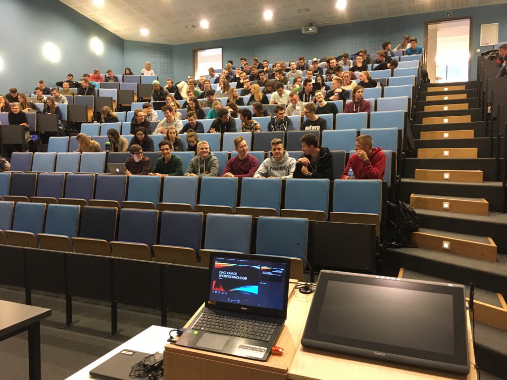 coachvdb's tweet photo. Dadelijk lezing voor 1stejaars 'Sport en Beweging' van Thomas More in Turnhout. https://t.co/WnM103vdQP