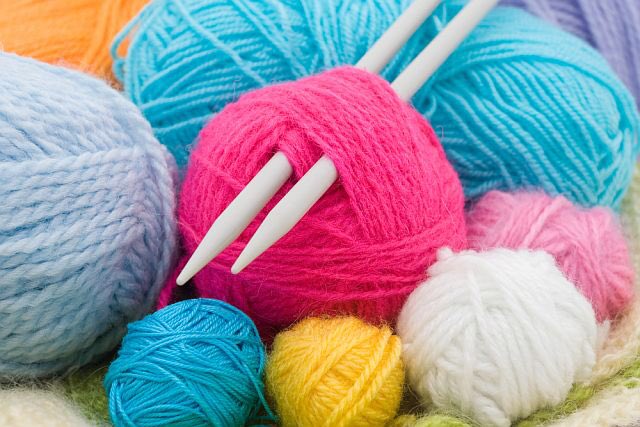 Cwool17's tweet photo. Learn to #Knit #Saturday 11th #March 10 -2 #tea &amp; #coffee #homemade #cake to book contact 01843 862848 #yarn #wool #broadstairs https://t.co/L49u2k4PDM
