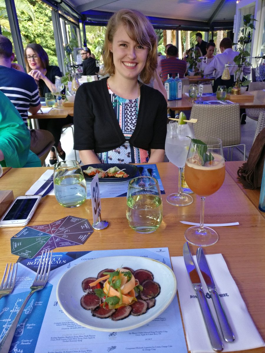 PhotonicBlake's tweet photo. Cheeky cocktails, paired mains and lab style garnishes with @mfwhitford #projectbotanicals (didn't look like my lab! #iamascientist) https://t.co/h4B9caxMUt