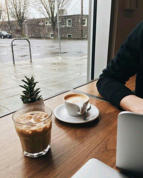 See? Wasn't all bad.
Think he just likes complainin'.