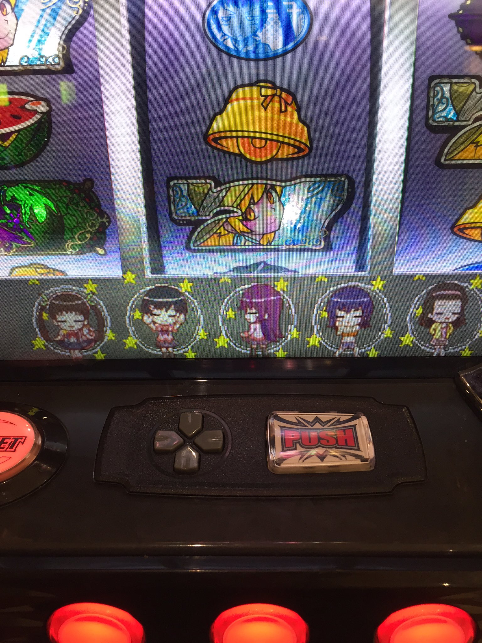 たーく On Twitter 偽物語詳しい人これって前作ヒロイン集合で合ってますよね 一応2以上確定は出てるけど Https T Co Ipdizpgqgu Twitter