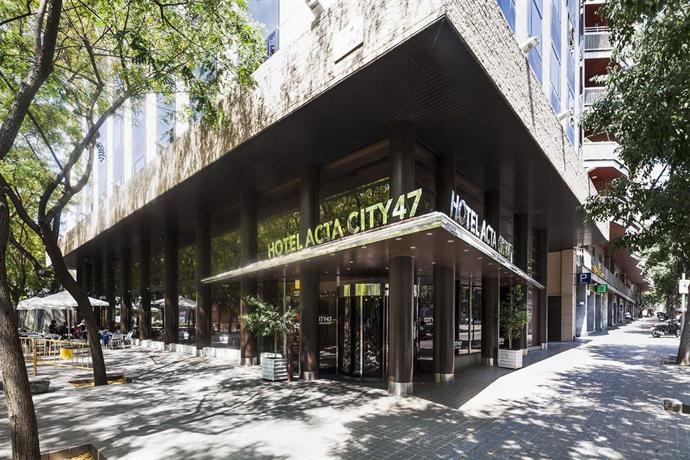 LuckyESHotels's tweet photo. #Hotel Deals in #Barcelona #ActaCITY47 starting at EUR46.85 https://t.co/1DgzngFcLS https://t.co/Wt7ujjf7P9
