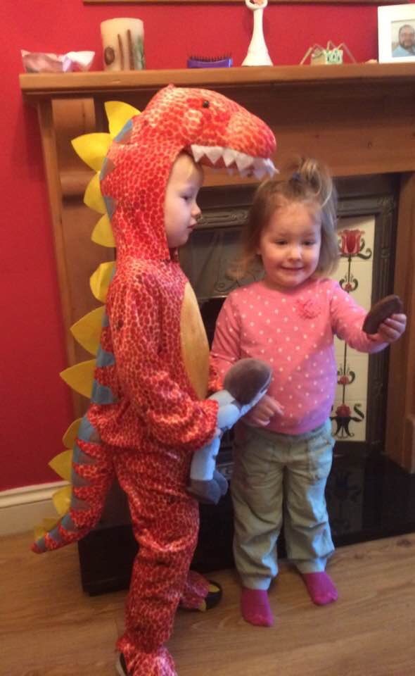 Thomas all ready for #WorldBookDay. Th e dinosaur that pooped a planet' <a href="/TomFletcher/">Tom Fletcher</a> Emmy gets to hold the fake poo! #rossonwye