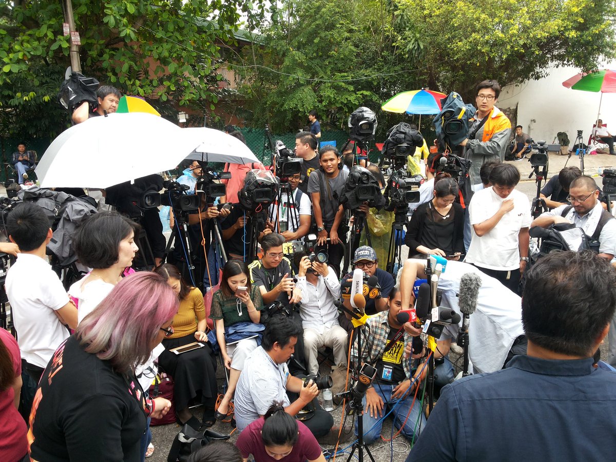 ElroyAyus's tweet photo. Reporters prepping up for the #NorthKorea embassy press conference.. Quite a party #KimJongNam https://t.co/crDal1LbRE