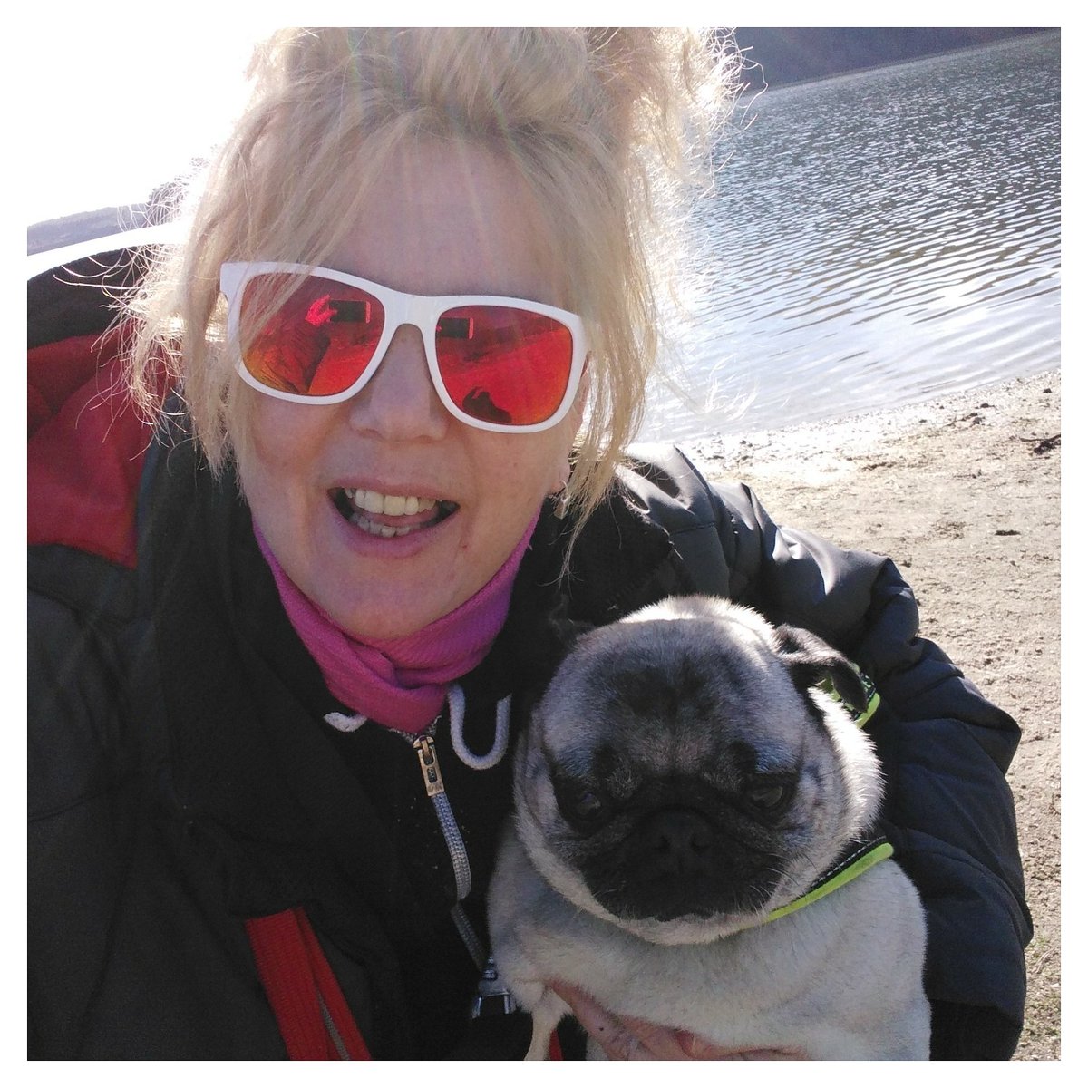 Buuuenos días! Aprovechando este maravilloso jueves porque el fin de semana viene con mucho frío! #FelizJueves #FelizDia