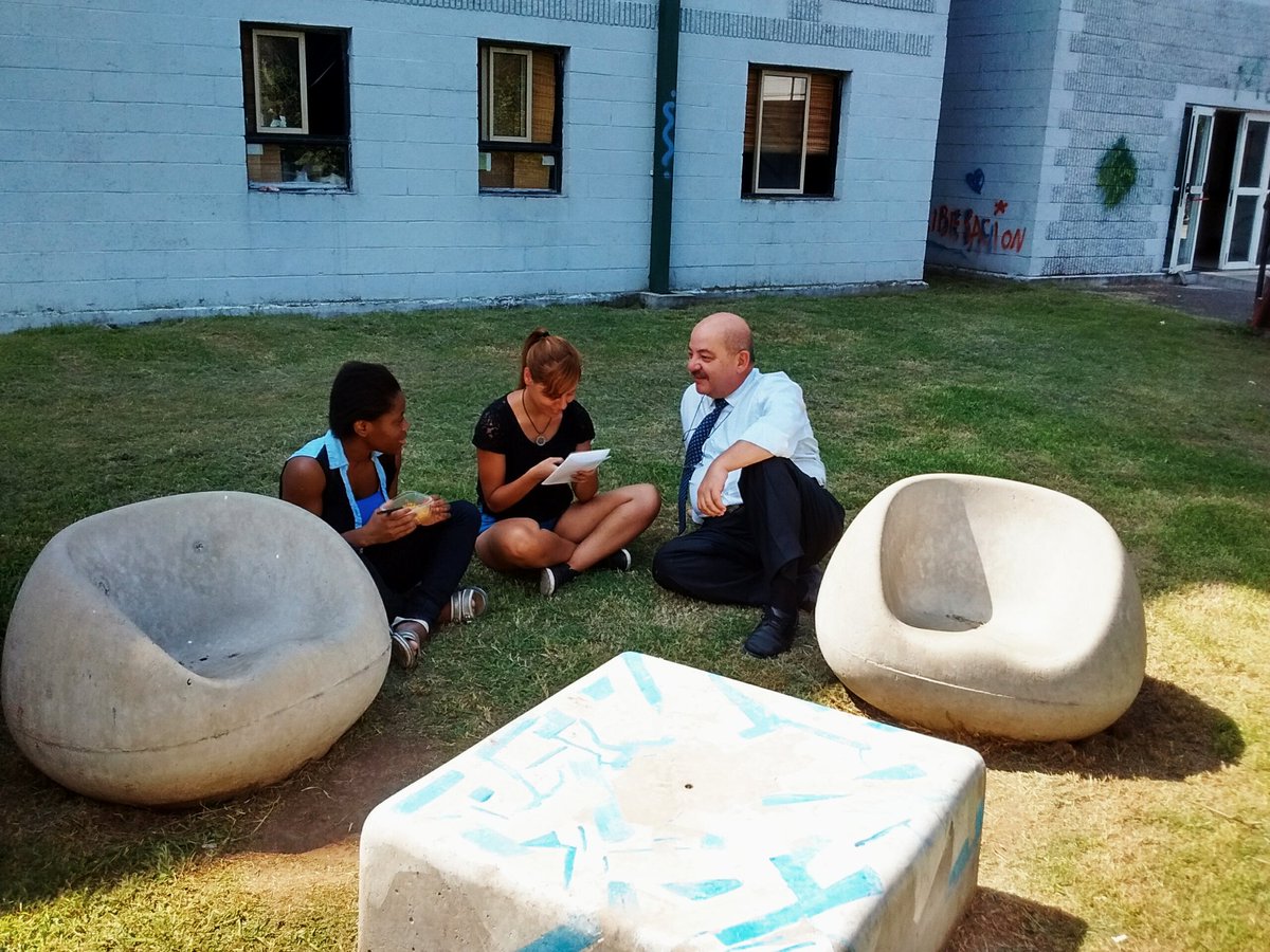 Abigail y Celeste estudian en la <a href="/unlp/">UNLP</a> y viven en el <a href="/AlbergueUNLP/">Albergue UNLP</a>. Charlamos sobre su estadía en el albergue y el avance en sus carreras.