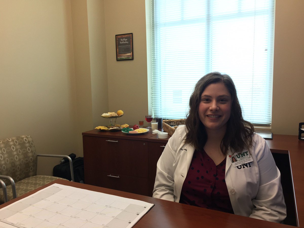 untSHWC's tweet photo. #StaffAppreciationMonth Our brilliant Dietitian! #UNThealthcenter https://t.co/XtcpkQWjas