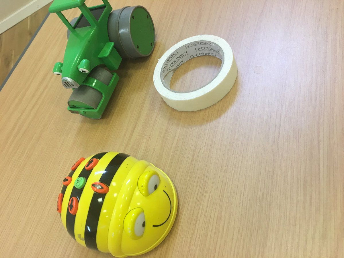 MarcWithersey's tweet photo. Time for some unplugged coding at #dcccomputing17 https://t.co/xMMavtkKZb