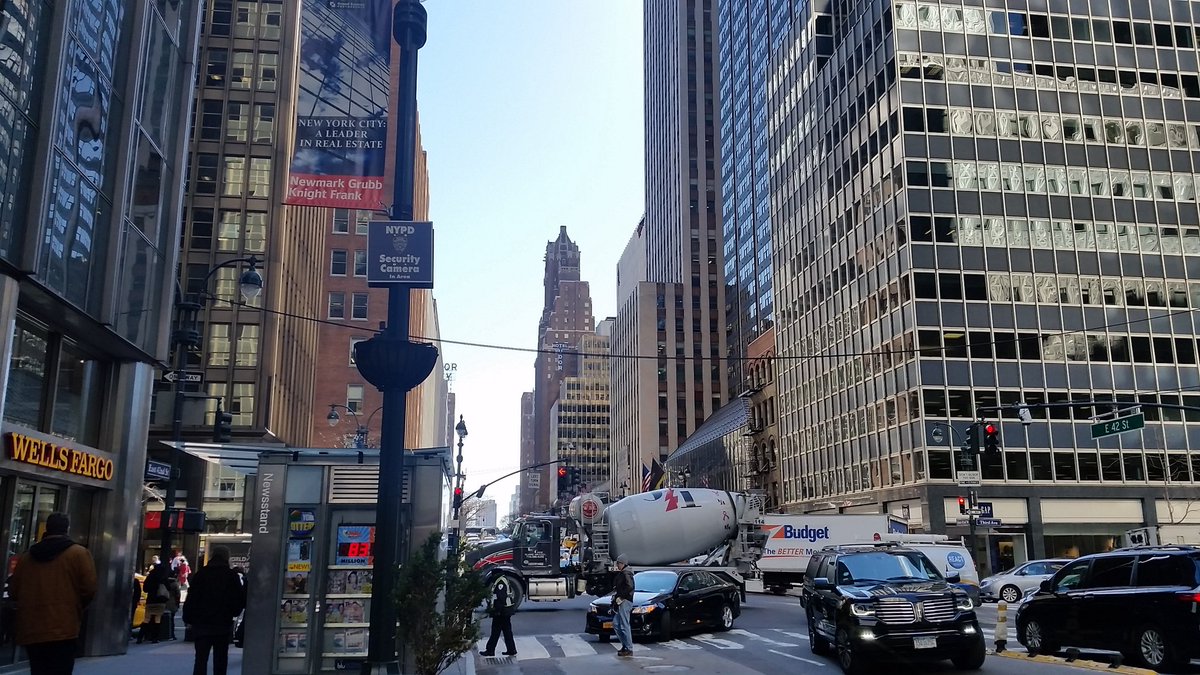 innercitypress's tweet photo. In 2 min #Periscope #UN Day 376/61: UN waste; #UKprez of #UNSC #Paris-Cameroon; #Bdi #Yemen #SouthSudan, @NikkiHaley @WFP https://t.co/1PeD1vhPOZ