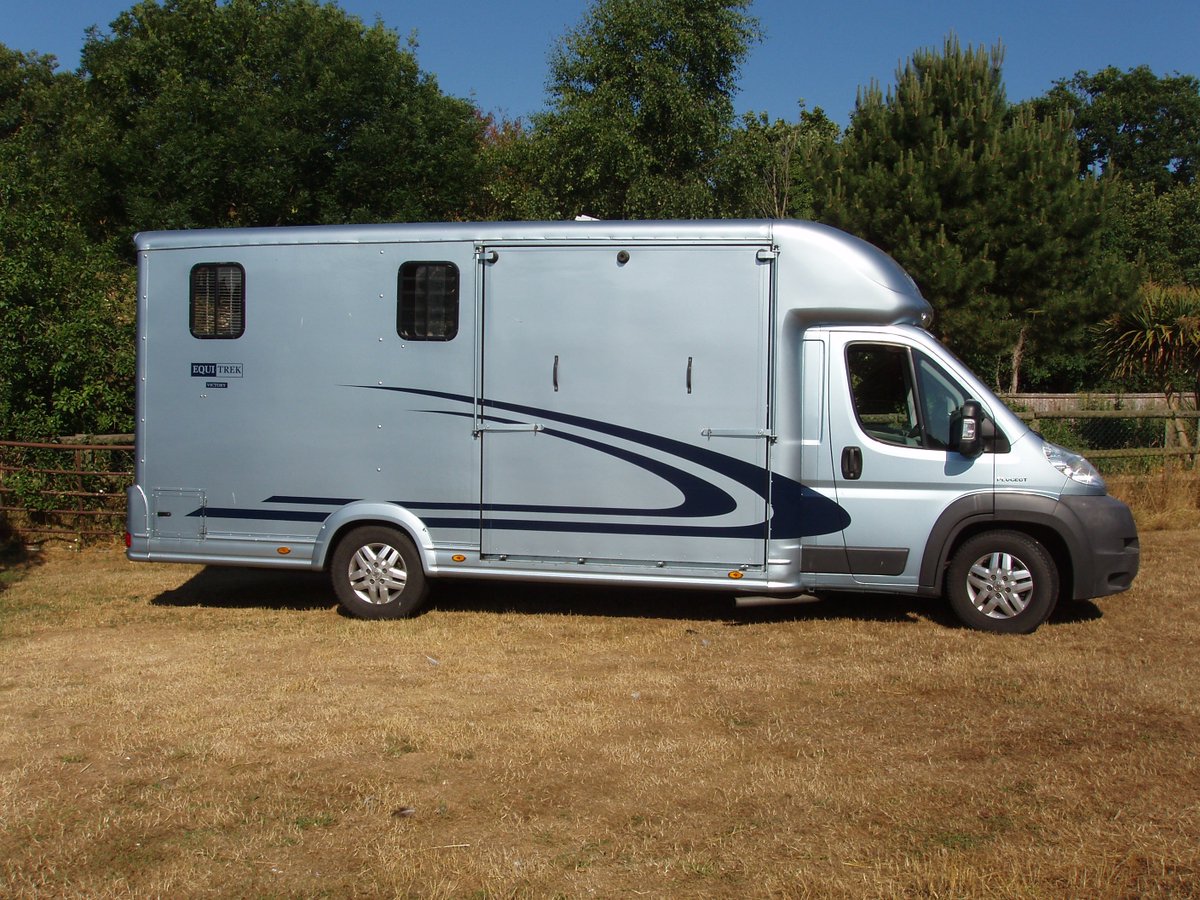 carriagehouseuk's tweet photo. We offer excellent Horsebox Insurance & Roadside Recovery & Rescue: why not let us quote for you? #horsebox #insurance https://t.co/uH2qu65O9M