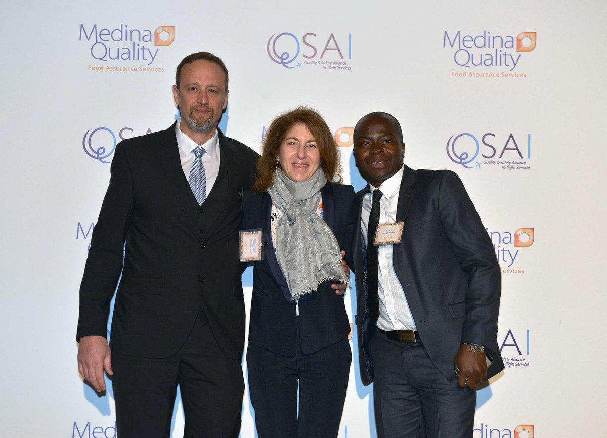 QSAIAwards's tweet photo. Team @newrestgroup #YUL #mtl w their BRONZE #QSAIawards in the AMERICAS! #airlinefood #proud #maketravelbetter @KLM  @airfrance @VIA_Rail https://t.co/jYWvjhSheh