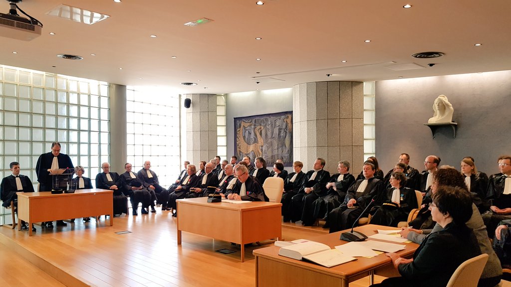 Prefet77's tweet photo. Audience solennelle de rentrée de la Chambre Régionale des Comptes Île-de-France en présence de JL Marx @Prefet77 #DDFIP77 https://t.co/CeZxPxvoxi
