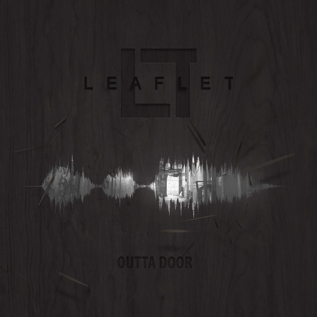 Our debut album 'Outta Door' out now! 
#leafletband #modernhardrock 

Spotify: 
open.spotify.com/album/3iKQmeaB…

Youtube:
youtu.be/tgcpzOMYM8U