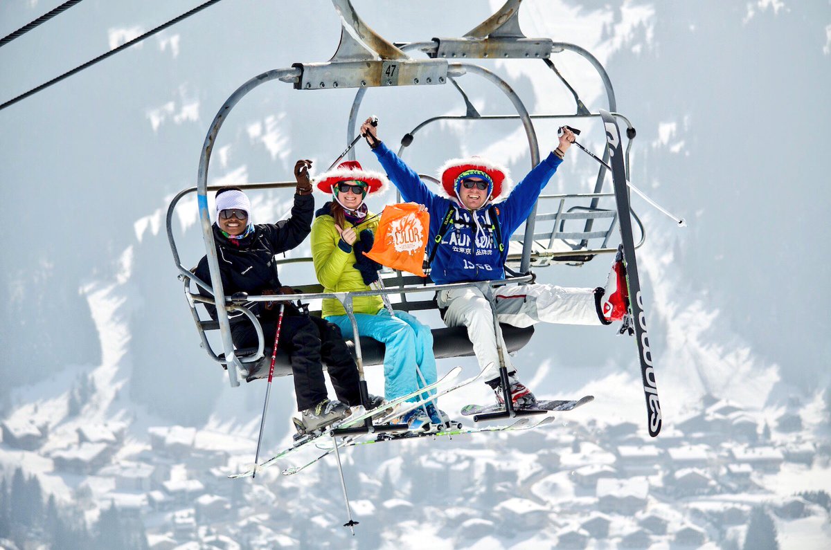 SkiColor's tweet image. [BÉNÉVOLES] Si cela vous tente de faire partie de l'équipe, remplissez le formulaire par ici 👉 goo.gl/Owi7E9 ! #SkiColor