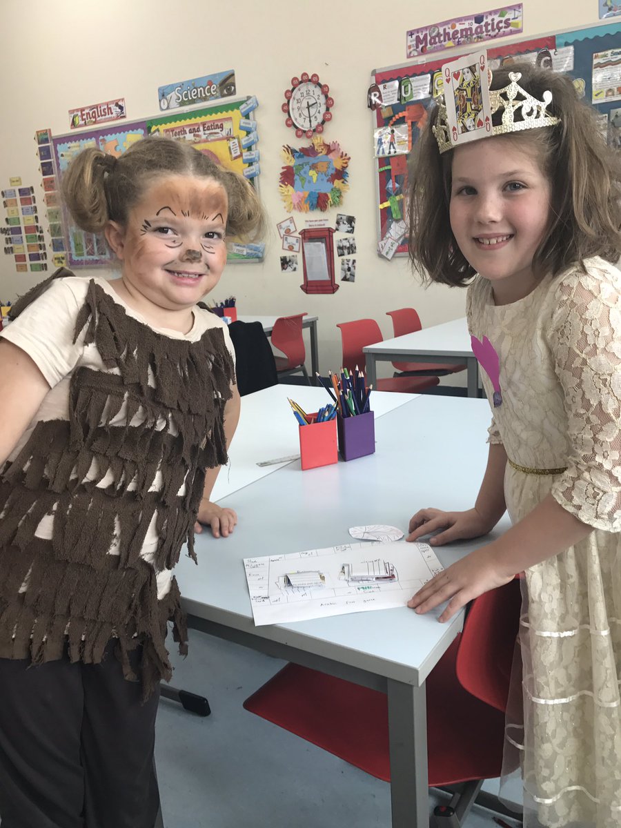 BCADpreparabic's tweet photo. Well done to Josie and Abi in Year 3 for amazing effort for creating Arabic board game about family #Year3 #BCADprep #teamwork https://t.co/ynC2TT2YKV