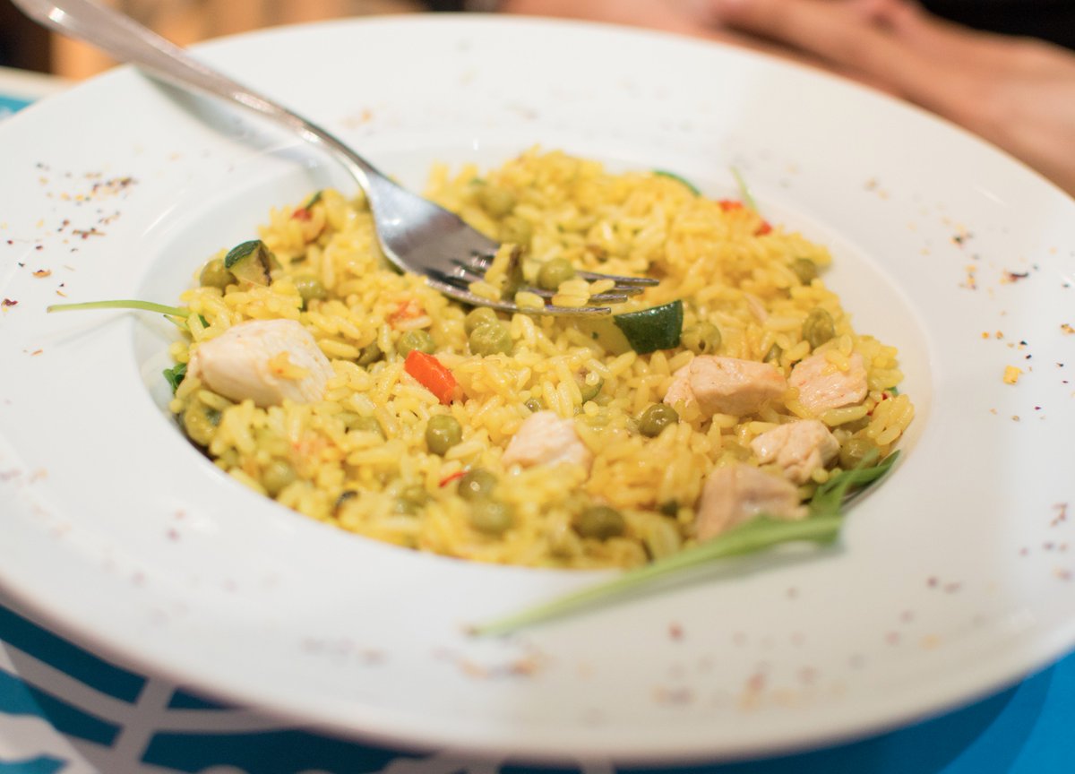 Nel nostro menù solo piatti cucinati con ingredienti freschi e di prima qualità. L'ingrediente speciale? La #fantasia dei nostri cuochi!