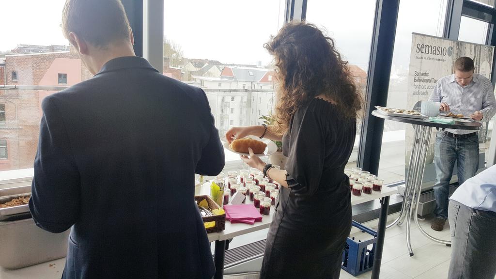 SemasioGmbH's tweet photo. Da ist der #Hyggemorningtalk schon wieder fast vorbei. Wir bedanken uns bei allen Teilnehmern! &amp; jetzt essen fassen https://t.co/F1kVY7t8le