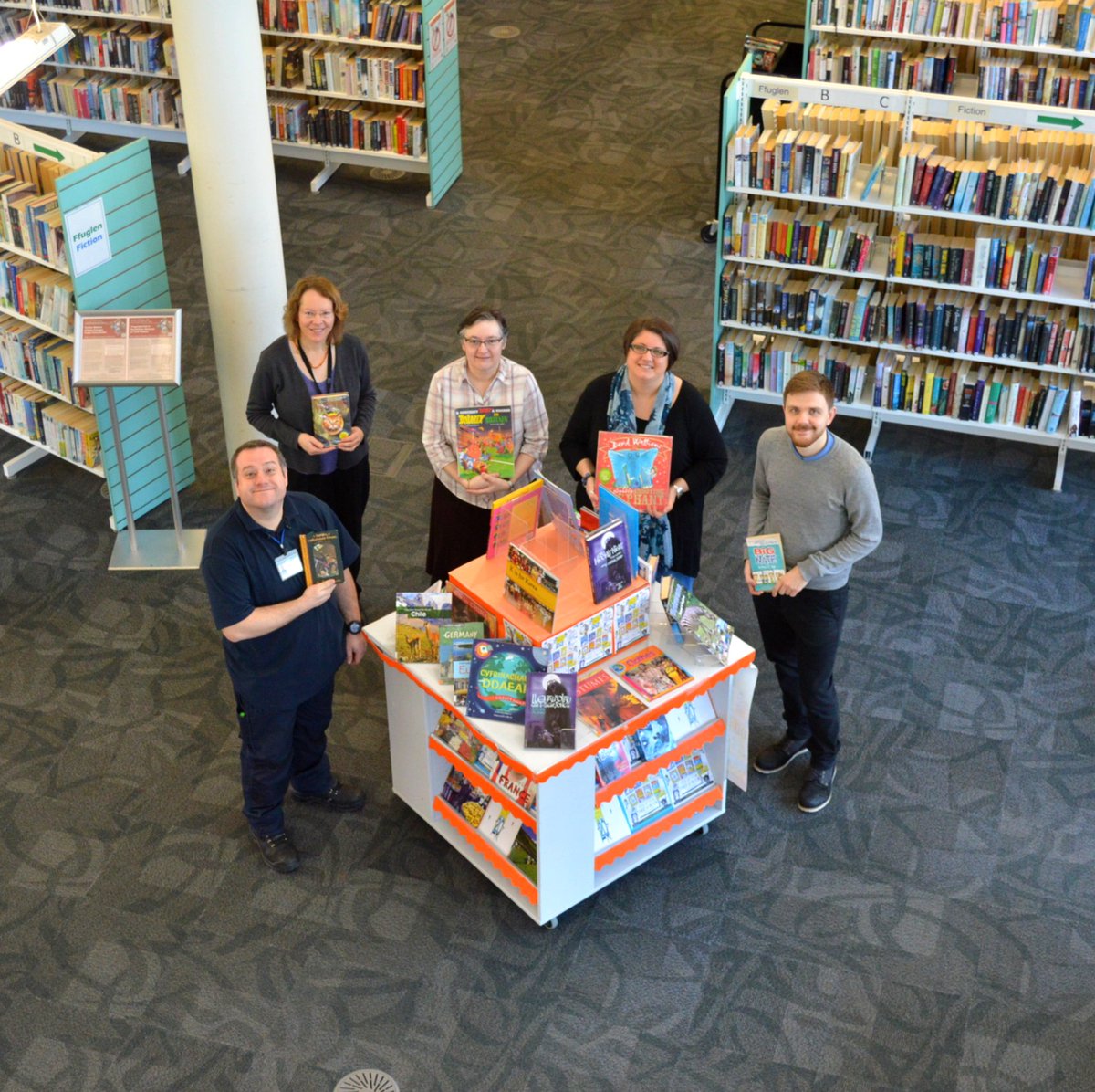 BarryLibrary's tweet photo. It's #worldbookday20! What was your favourite childhood book? Come in and let us know! #barrylibrary #worldbookday @worldbookdayuk https://t.co/jm1DKk2wbF