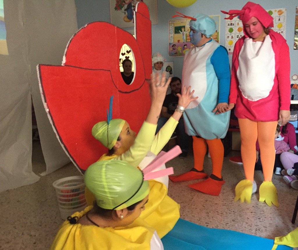 ceilasflores's tweet photo. Jornada de teatro en nuestro cole.
Gracias al Centro Virgen Milagrosa https://t.co/NMwlbBvcYh