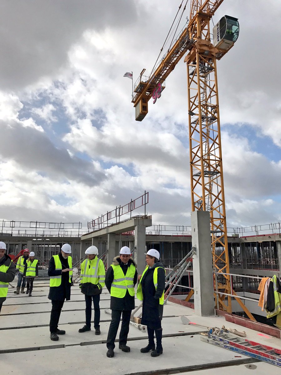 GroupeGA's tweet photo. Aujourd'hui on pose la 1è pierre du futur site -déjà très avancé- d@enedis @VilledeReims, avec @fonciereregions @GrandReims! #SmartBuilding https://t.co/I5TtgKqXaZ