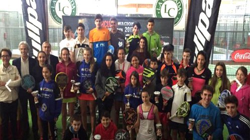 [MENORES] Así fue el primer #TyCPremium1 en Badajoz padel.info/padel-en-espan… <a href="/bullpadelsport/">Bullpadel</a> <a href="/padelfederacion/">Federación Española de Pádel</a> #pádel #padelmenores