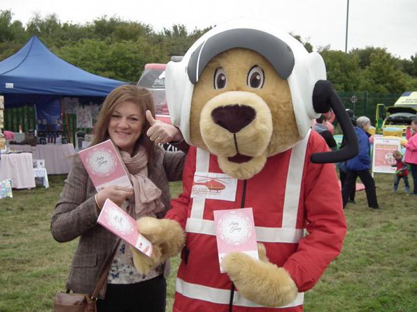 You can help #fundraise for MAAC by purchasing Poetry Giving, written by the lovely Anita Williams💖 - bit.ly/1SkkkZm #WorldBookDay
