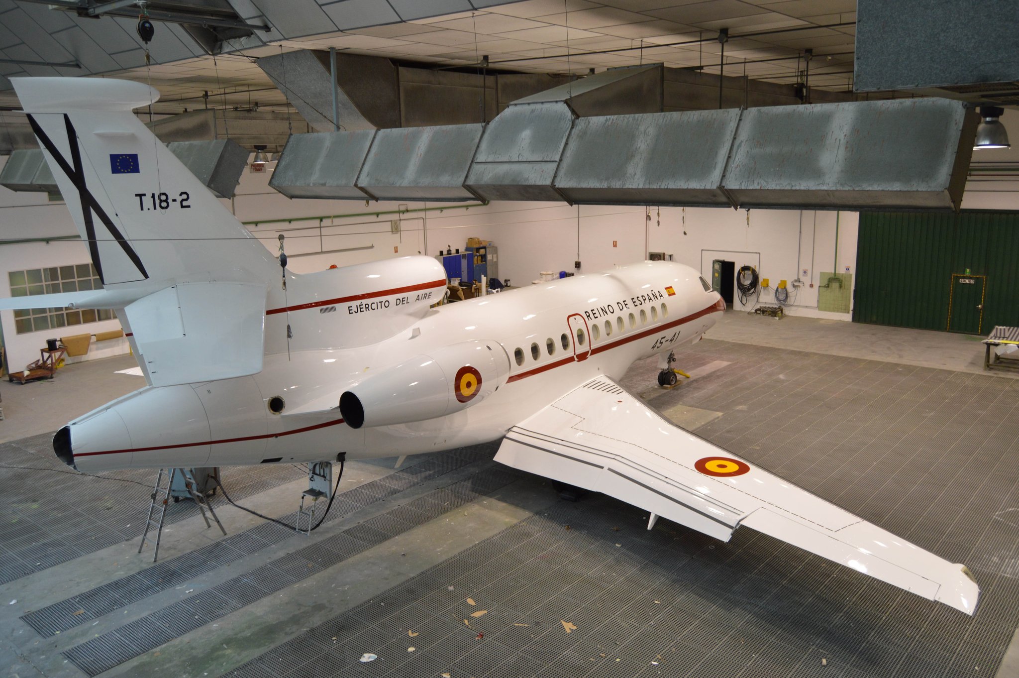 C56ROn9WMAIS5WW.jpg:large