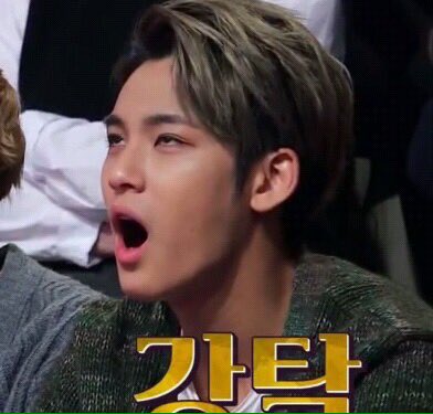 HANEULORN's tweet photo. Still look charming eventho his face 😂 https://t.co/lW5os3tQkr