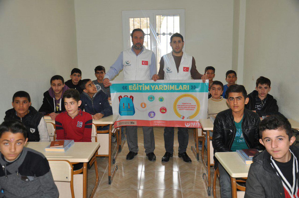 hayratyardimen's tweet photo. We continue to distribute within the scope of our #TheyNeedEducation program. We gave the Holy Quran to students in Şanlıurfa. https://t.co/DCLqU4ZO6T