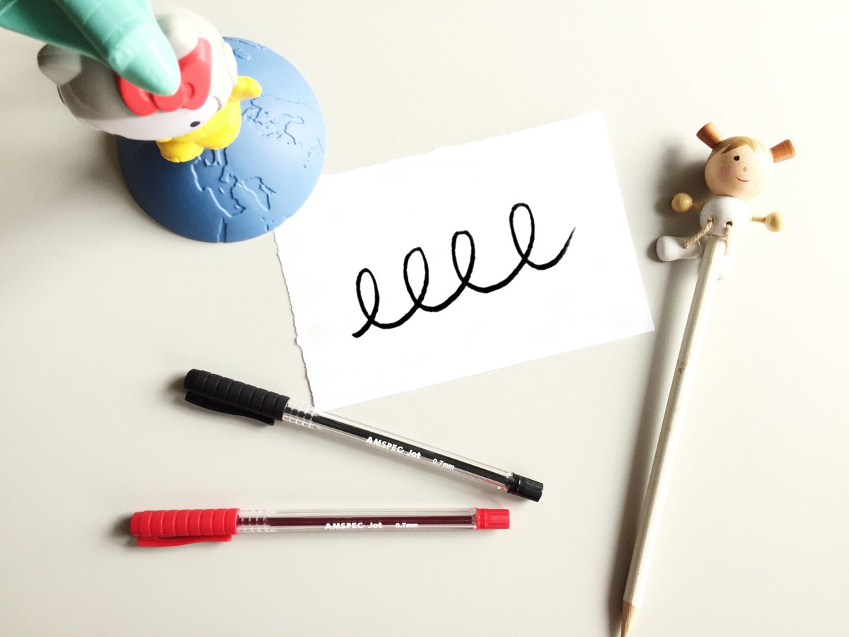 AMSPECPH's tweet image. Loops should all have the same size. :) #HandWritingTips #AMSPECPH