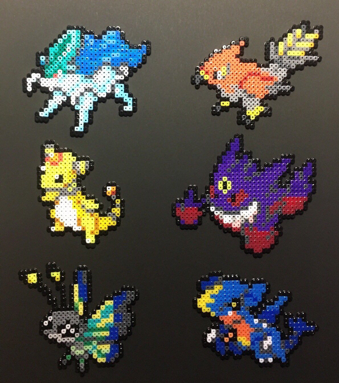 もぴ 友達のポケモンパーティできました スイクン 色違い デンリュウ ビビヨン Eng Ver ファイアロー メガゲンガー ガブリアス ポケモン ミニフューズビーズ アイロンビーズ T Co Lhlp2hl2ng Twitter