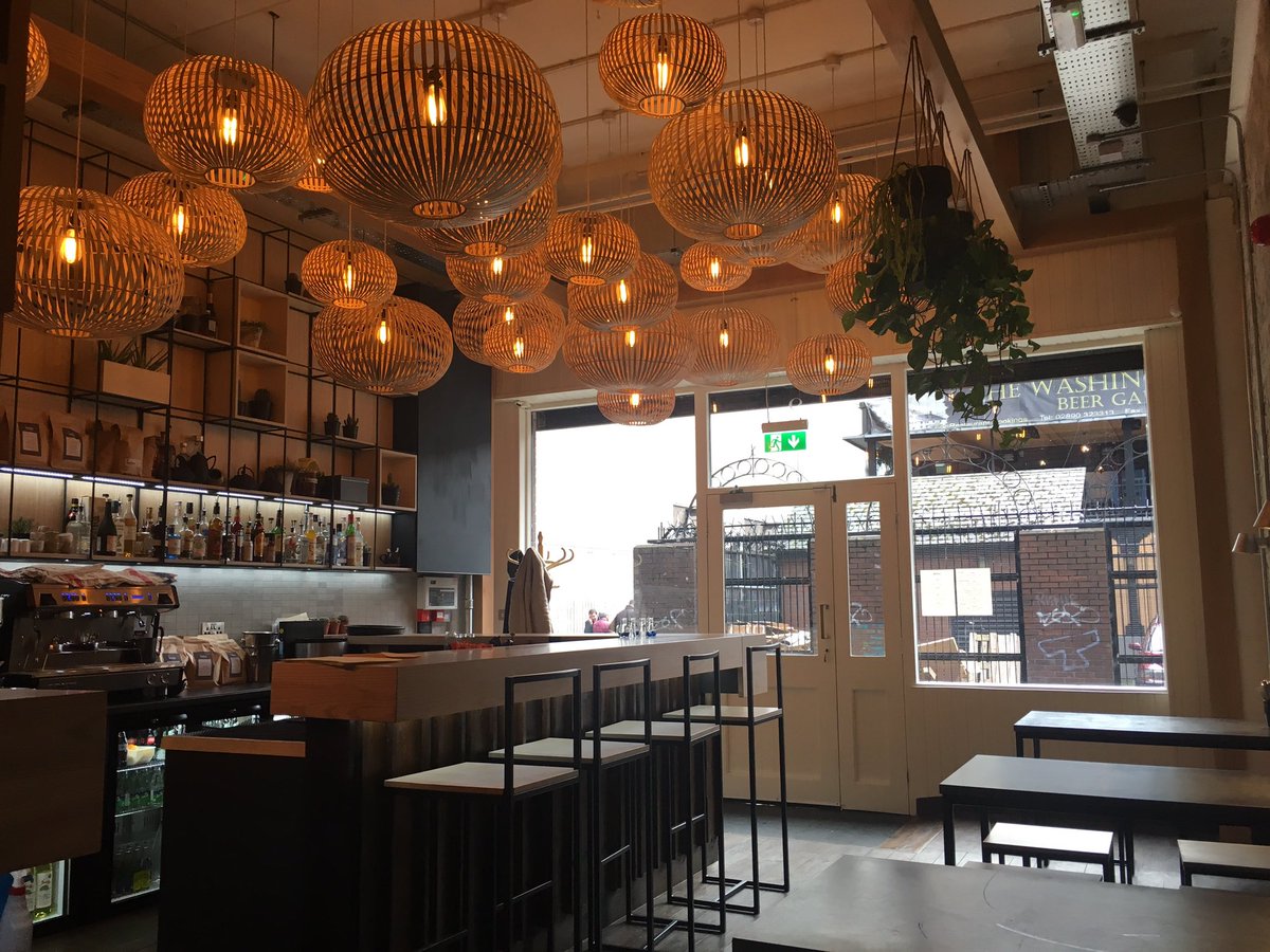 It's a working lunch today <a href="/yugo_belfast/">yugo belfast</a> w/<a href="/kirstygem/">Kirsty</a> from <a href="/NIChamber/">NI Chamber</a> #eatingout <a href="/VisitBelfast/">Visit Belfast</a>