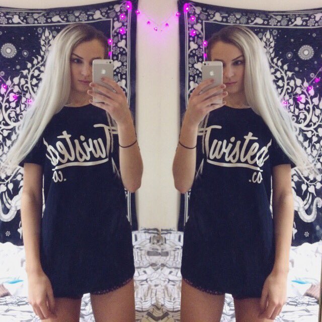 ellenrebeccca's tweet image. Thank you @WeAreTwistedUK for the cute tee. Grab yours from wearetwisted.co use my code ELL10 for discount 💖