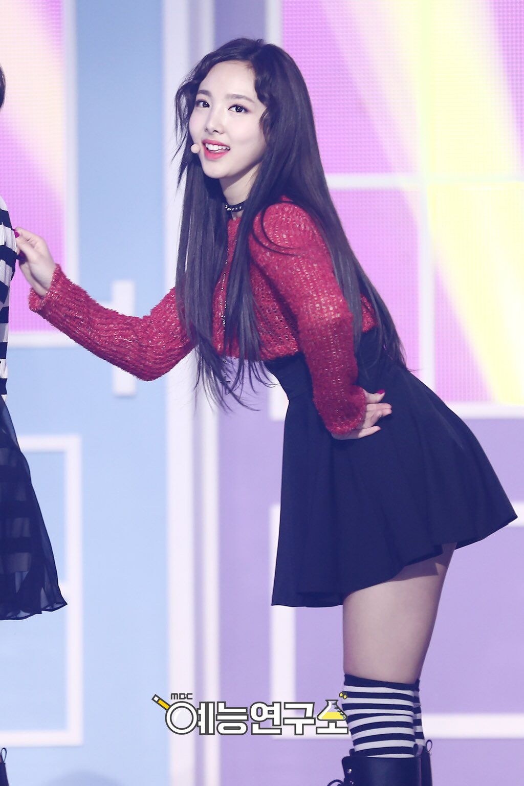 Twice Global Pic Mbc Show Music Core Knock Knock 2 T Co wptkp5tp Twice 트와이스 Nayeon 나연 T Co Dfpvlalmpg Twitter