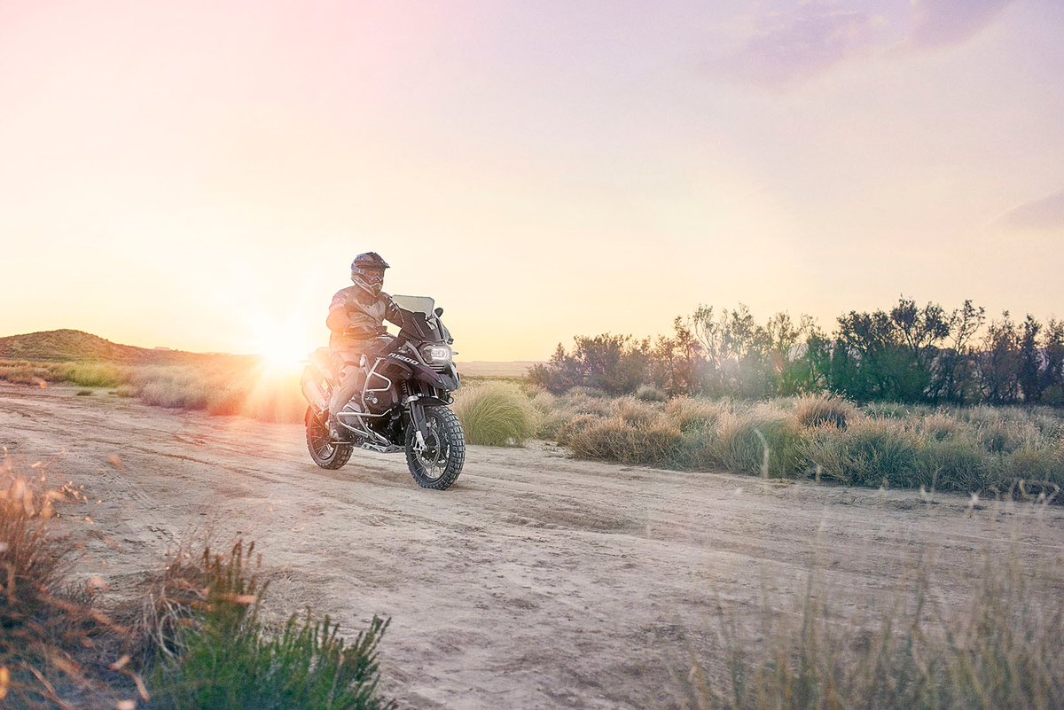 Operation_Panda's tweet photo. #tbt @BMWMotorrad shooting on 2015 #bardenas #photography https://t.co/tMqFECTqID