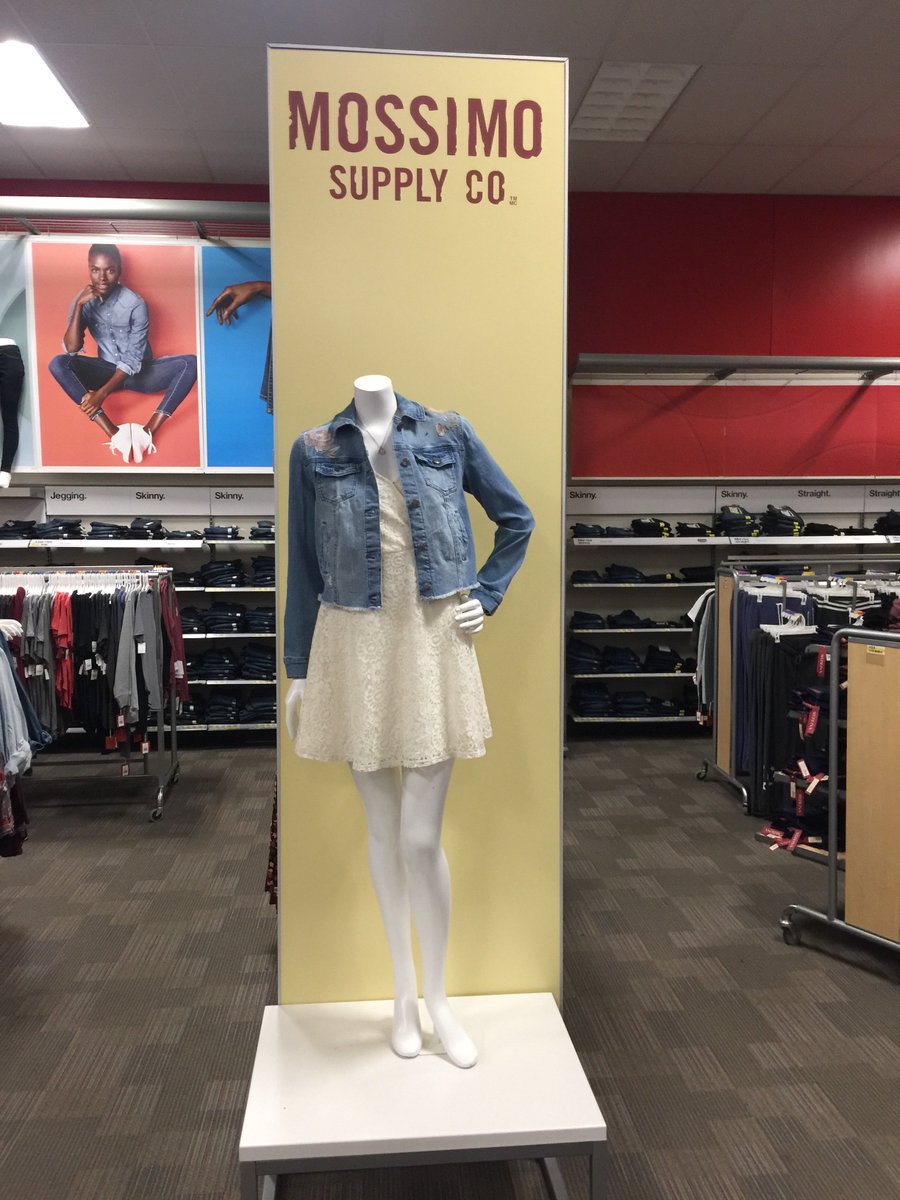 katie_ambuehl's tweet photo. Get ready for Easter with Mossimo Supply! #TargetStyle #EasterDresses #TargetWillowbrook #MossimoSupply @jennkallman @Judes731 @julianeA37 https://t.co/oKeJoyb6KZ