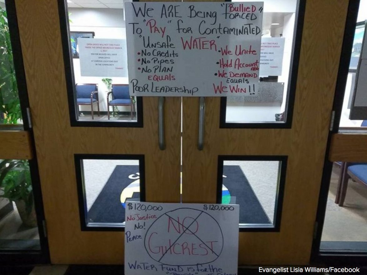 ABC's tweet image. Residents of Flint, Mich., had to resume paying their full water bills Wednesday, causing outrage among many of them abcn.ws/2mvZoG3