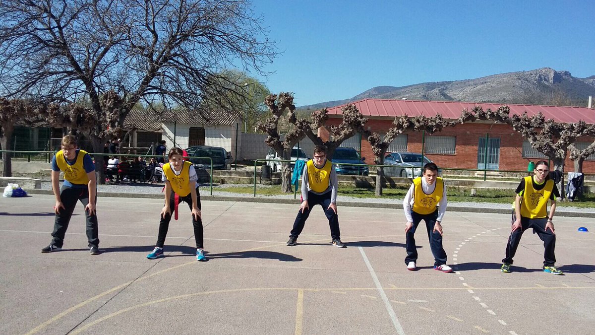 CeheginWolvesFA's tweet image. Otro año más finalizada la unidad Didáctica en el IES San Juan De la Cruz, en Caravaca. ¡Muchas gracias de nuevo @mercedes_edufi !