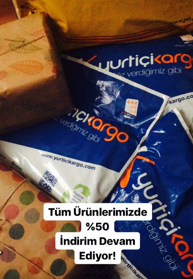 EskitButik's tweet photo. İndirimimiz devam ediyor! 2mart 23:59'a kadar %50 🙏🏻😊 #eskitbutik #dolap #vintage https://t.co/IPzuZz7KyA