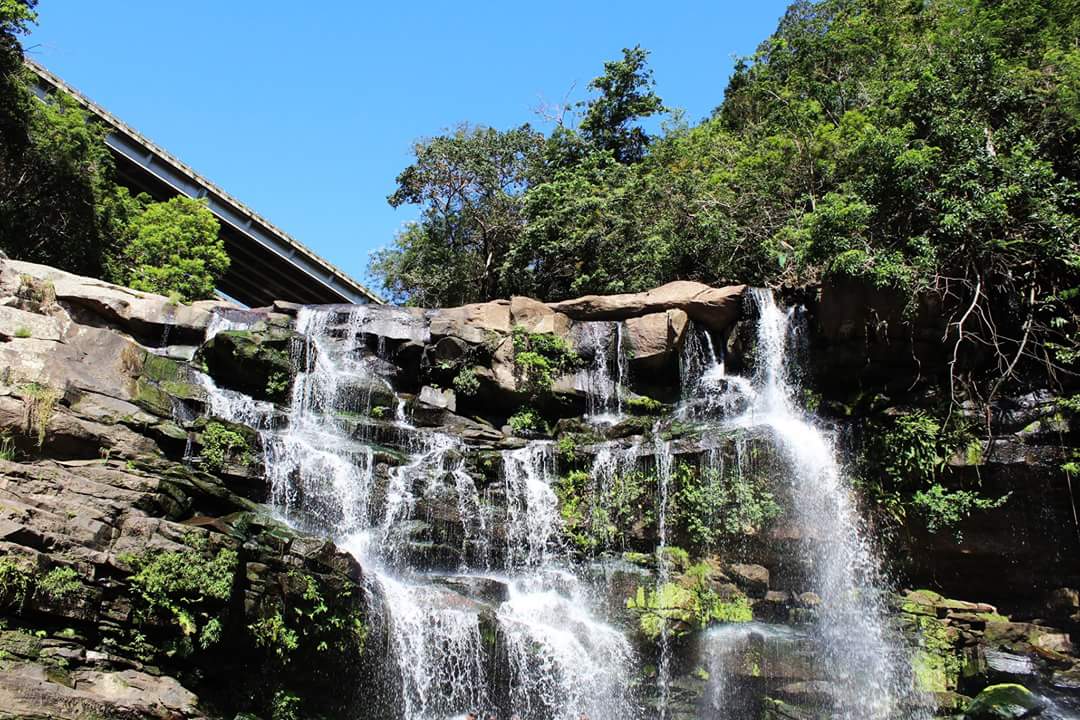 CreativeImgSA's tweet photo. #paradisevalley #waterfall #pinetown https://t.co/dEvuqu8Anr