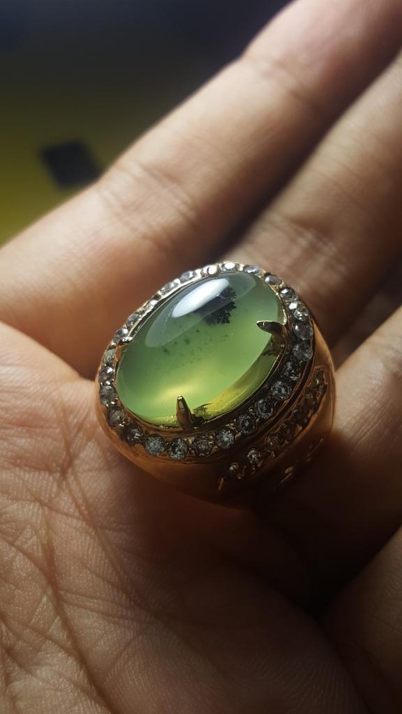 Hijau garut cikolak dim 20x15x6mm

SOLD OUT