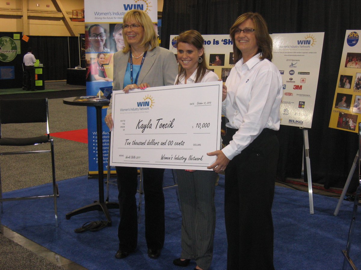WomensIndstryNt's tweet photo. #TBT to the 2010 NACE Conference! #SheKnowsCollisionRepair #CollisionRepair #Memories #ALLIN4WIN https://t.co/xhMBn3lKkT