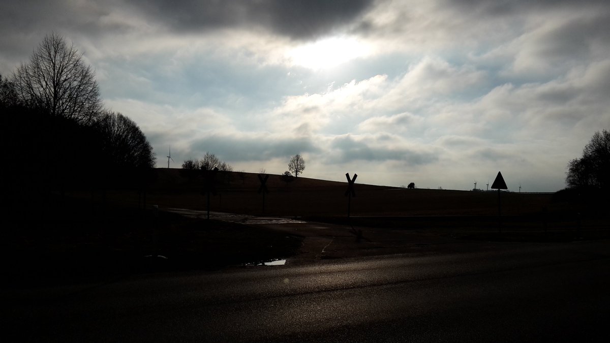 ✧ Wetter ist kaputt, kommt nur Wasser raus! ☁ ☔ ♡ ツ✌✧ #Regenwetter #Pritzwalk #ironisch #frech #amüsiert #hörtdemRegenzu